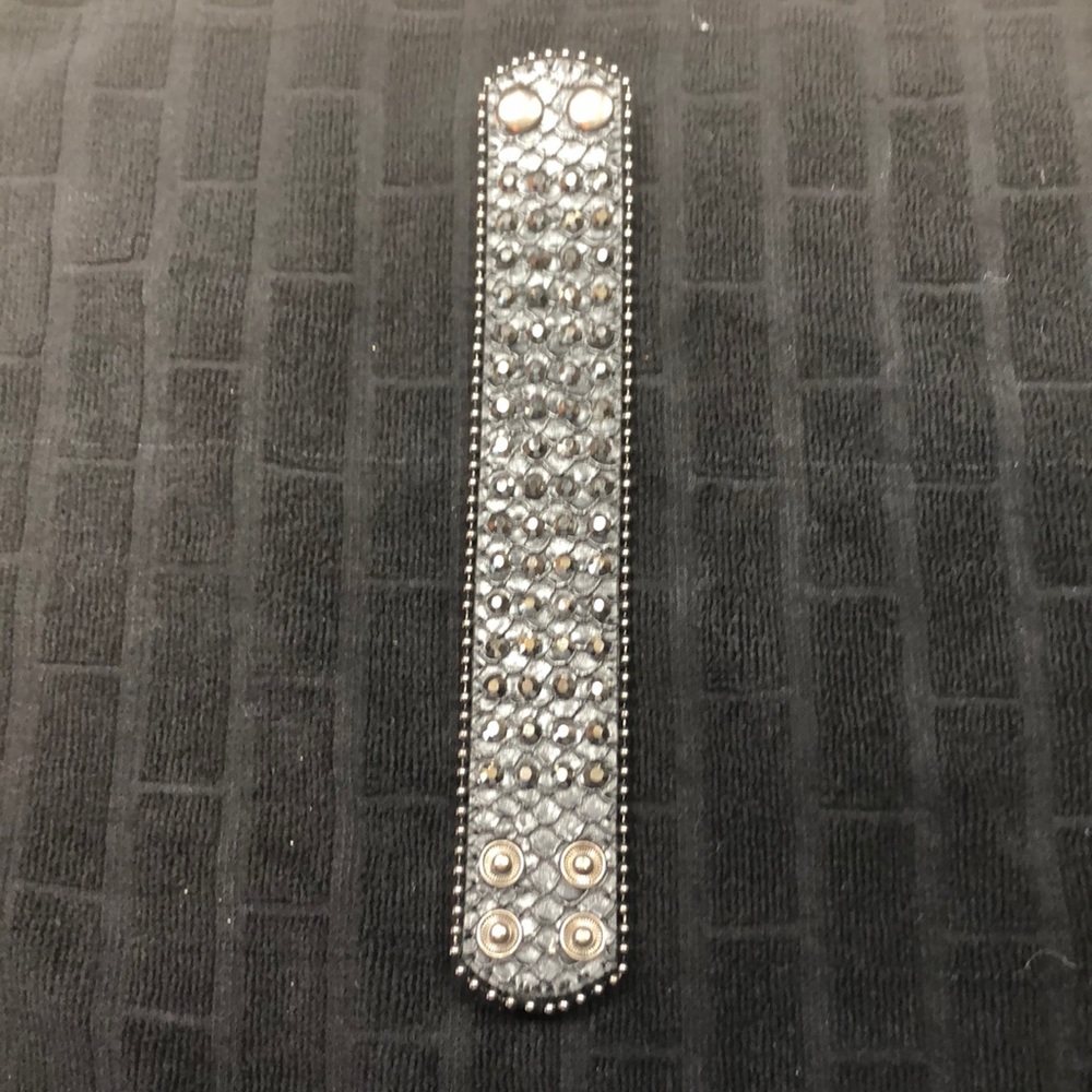 Leather bracelet